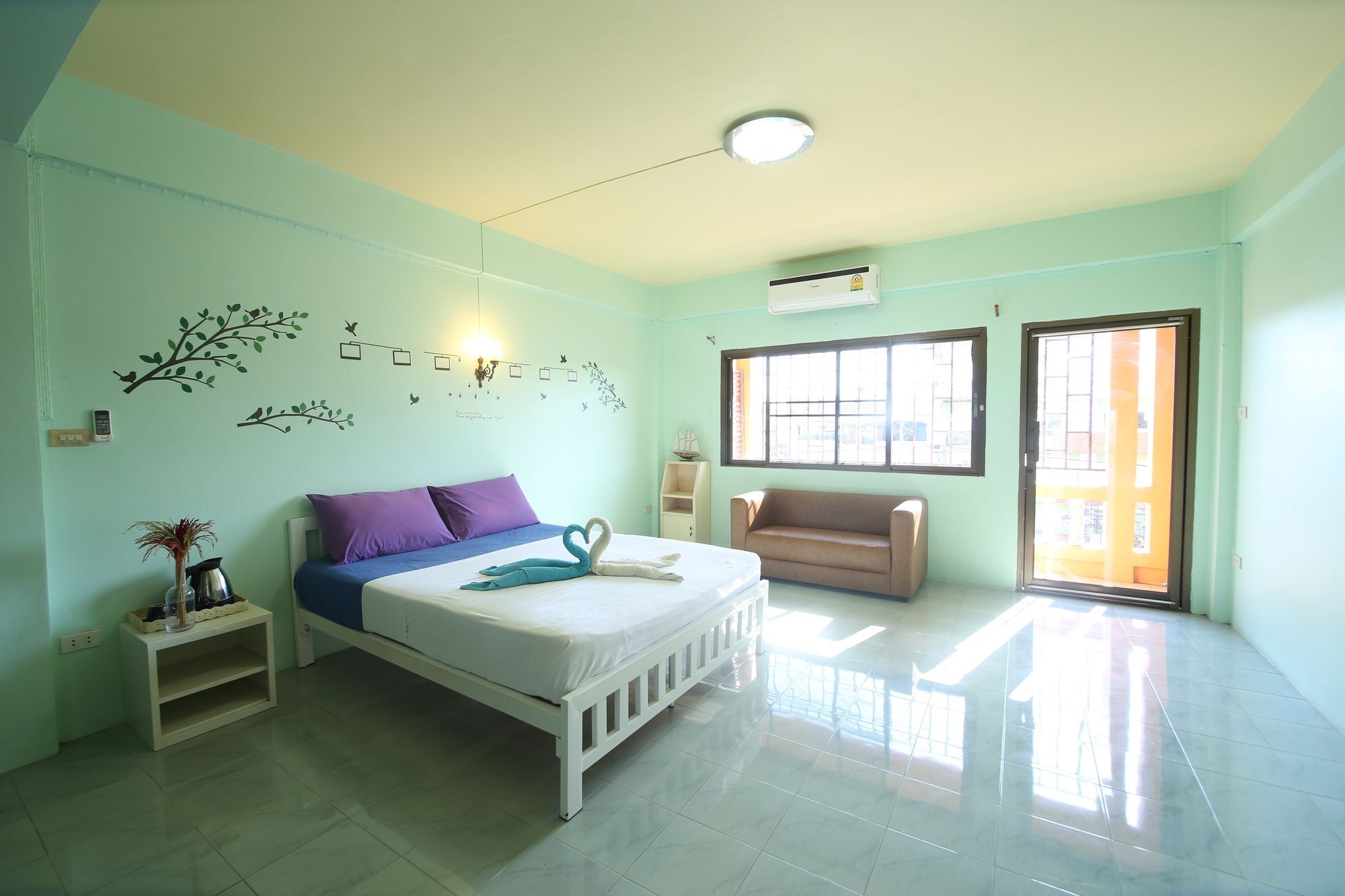 Cube Hostel Крабі Екстер'єр фото
